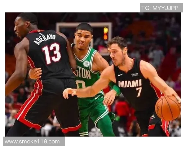 曼联重回巅峰之路 球队新阵容与战术革新分析